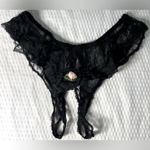 JK2750- Open Crotch Lace Panty With Pink Rose. (NWOT)